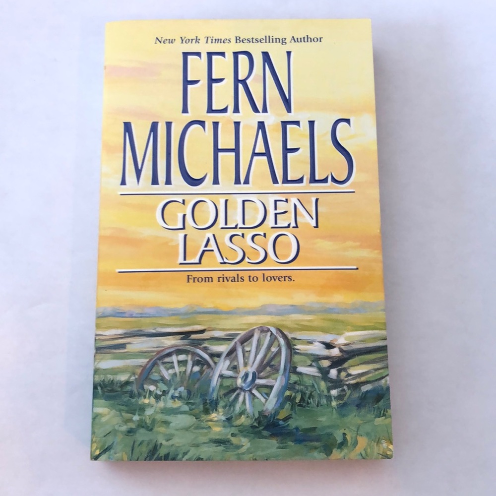 ⭐️5 for $15⭐️ Golden Lasso by Fern Michaels| Book